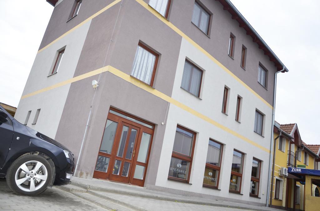 Penzión Stefarez New Veľký Meder Exterior foto